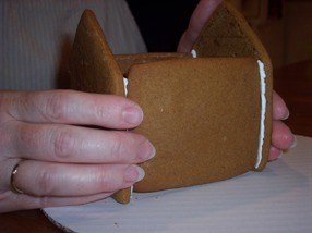 Free, easy baking and assembly instrucitons for Christmas Gingerbread Houses